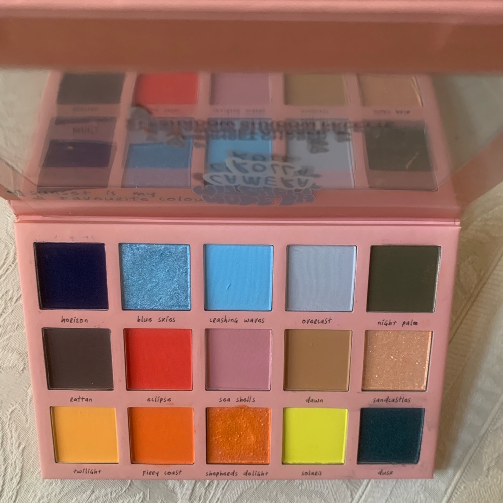 Made by Mitchell Camera Roll Eyeshadow Palette in Sunset BNIB
